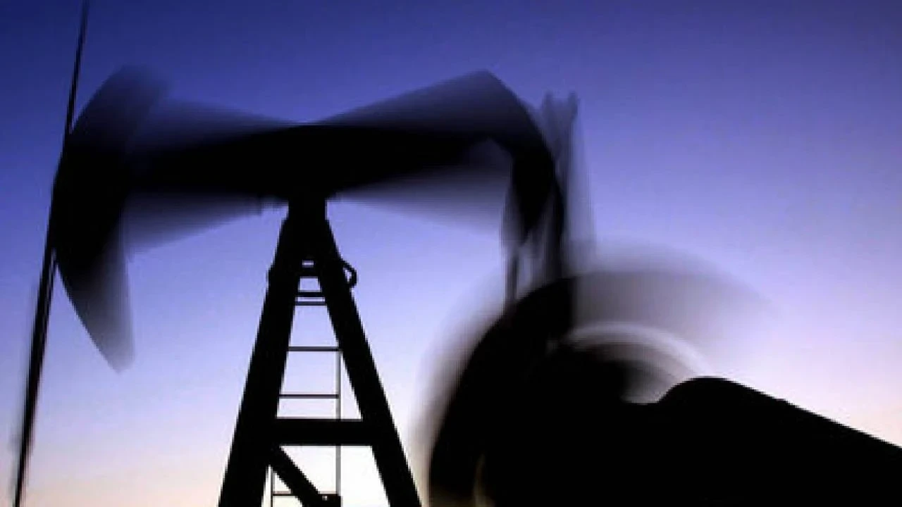 ABD petrol stokları arttı, Suudi Arabistan alarmda