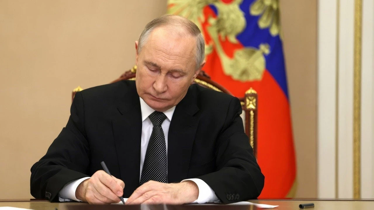 Putin, gıda ithalatı yasağını 2028 sonuna uzattı