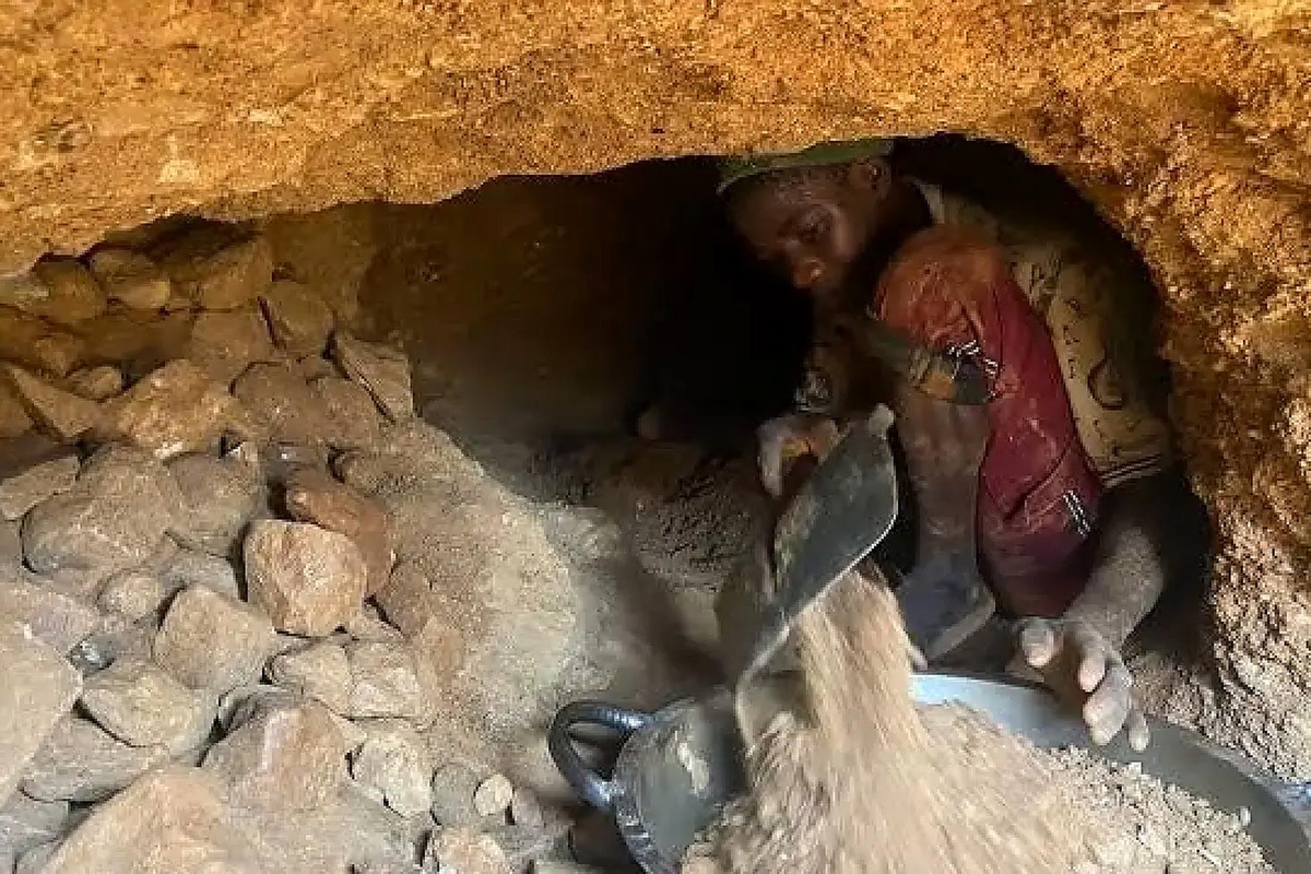 Sudan altın madeni göçüğünde en az 60 kişi öldü