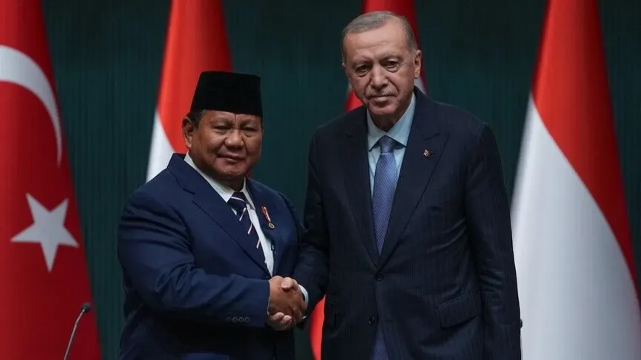 Erdoğan, Endonezya Cumhurbaşkanı Subianto ile görüştü