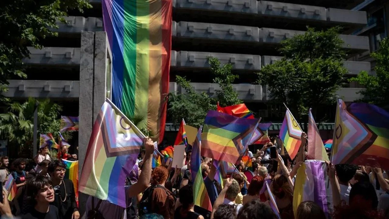 LGBTİ+ operasyonları Avrupa basınında gündemde