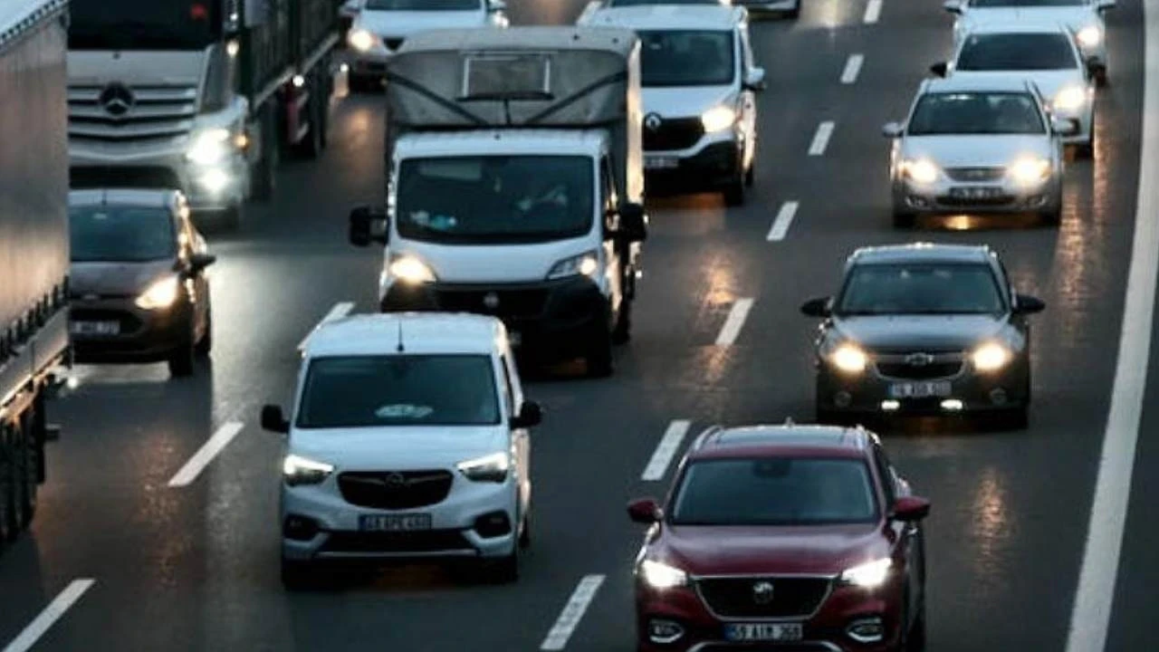 Türkiye’de trafiğe kayıtlı araç sayısı 35 milyona yaklaştı