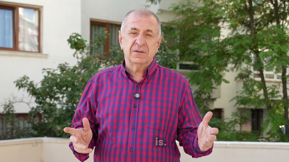 Ümit Özdağ, yabancı dil eğitimi için İngilizce sözü verdi