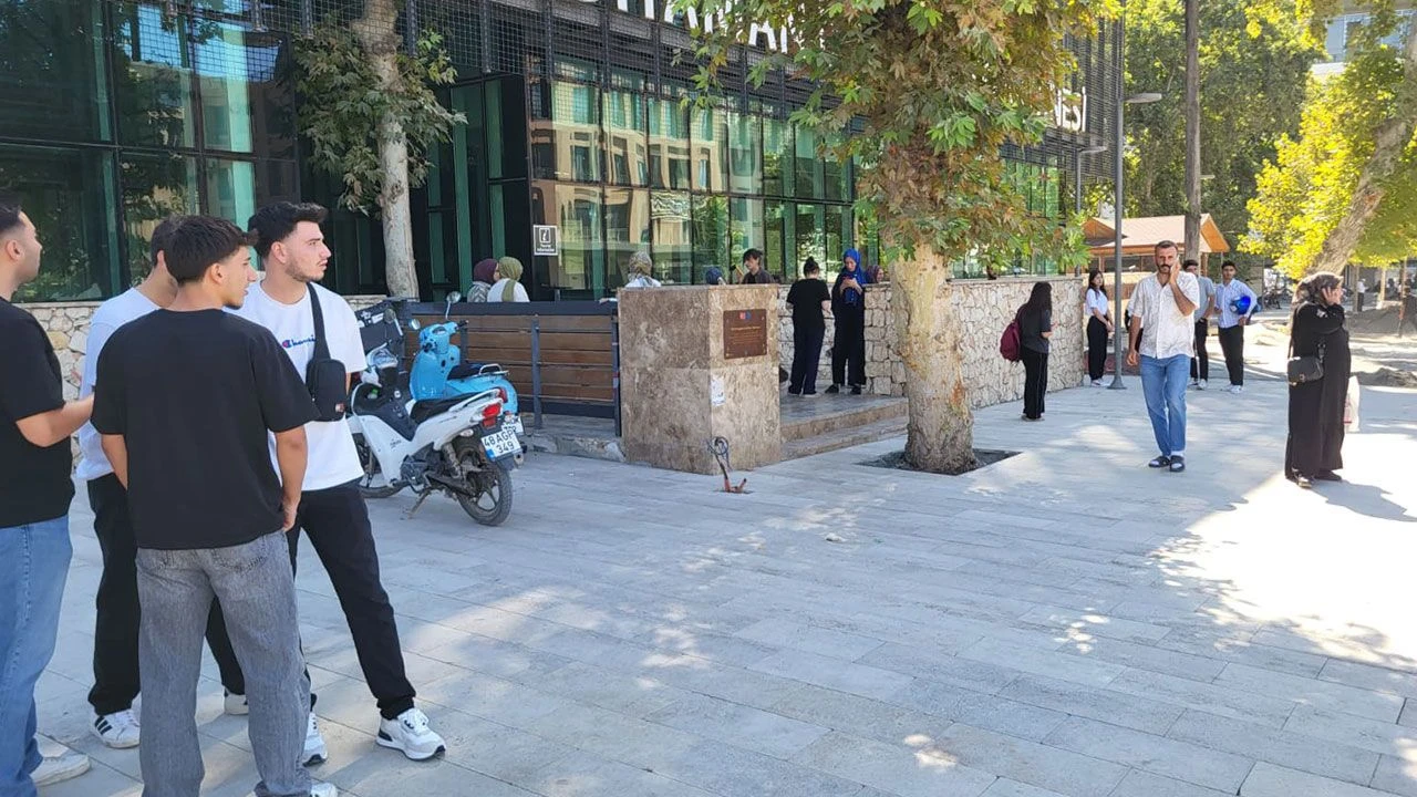 Şanlıurfa’da 5,4 büyüklüğünde deprem meydana geldi
