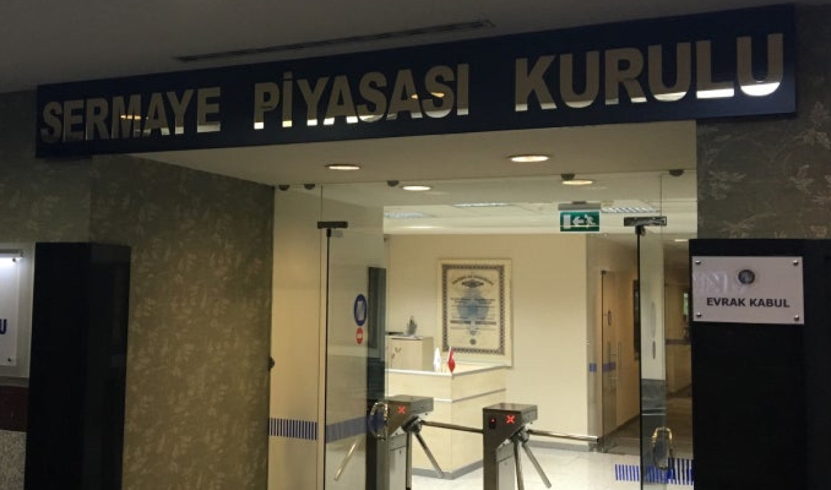 SPK yaptırımı: 38 kişiye işlem yasağı, Pusula Portföy’e