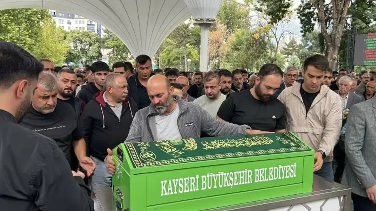3 yaşındaki Kaan Şen kaya parçası altında can verdi