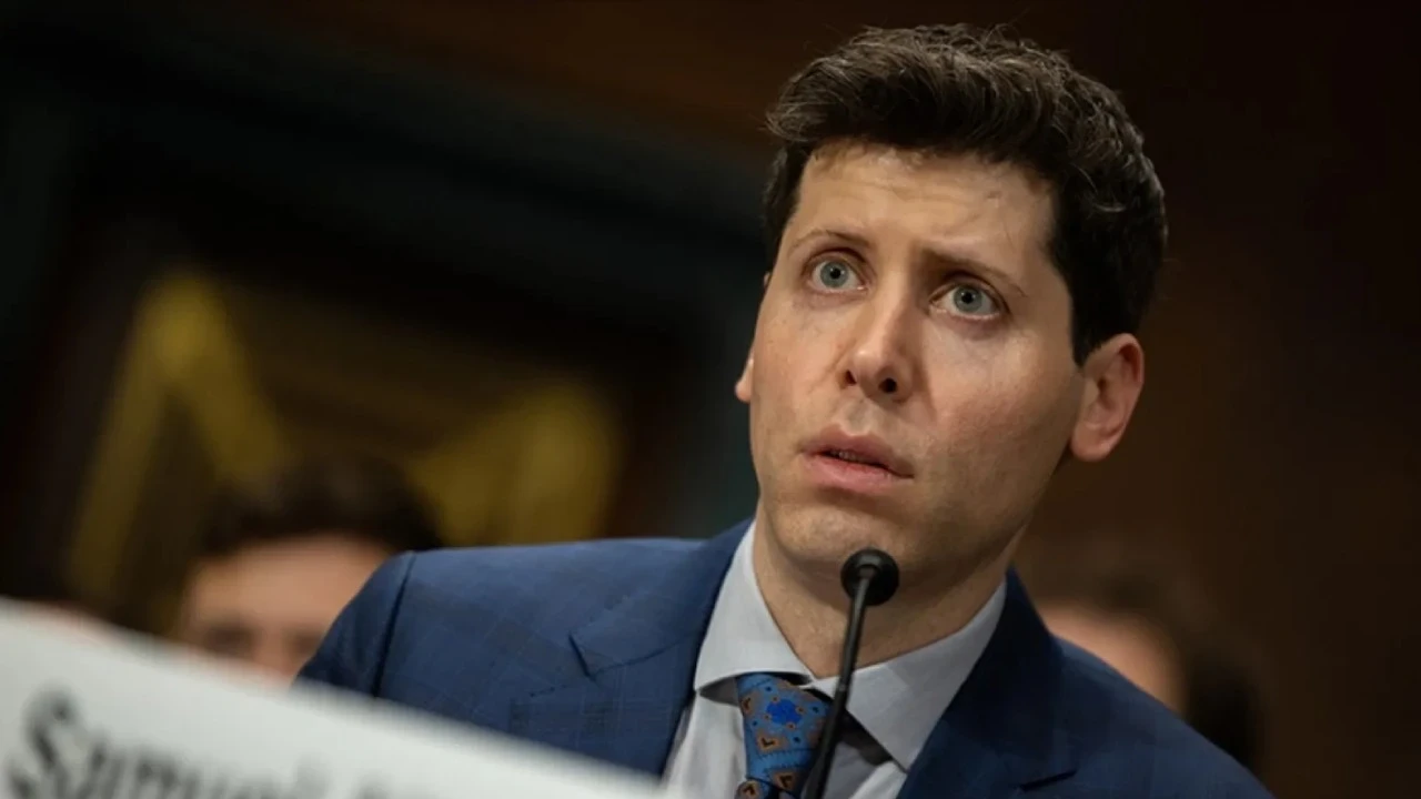 Sam Altman: Dünya yapay zekâdan korkmakta haklı