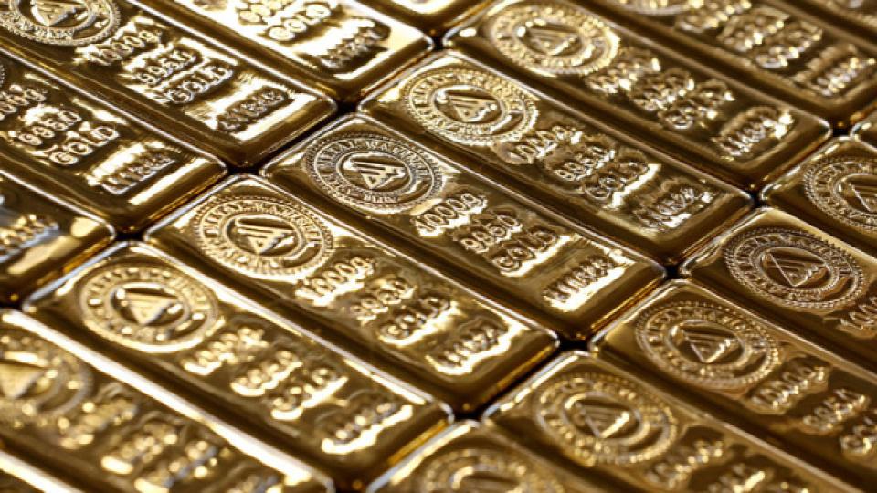 Altın, doların zayıflamasıyla haftayı yükselişle sürdürdü