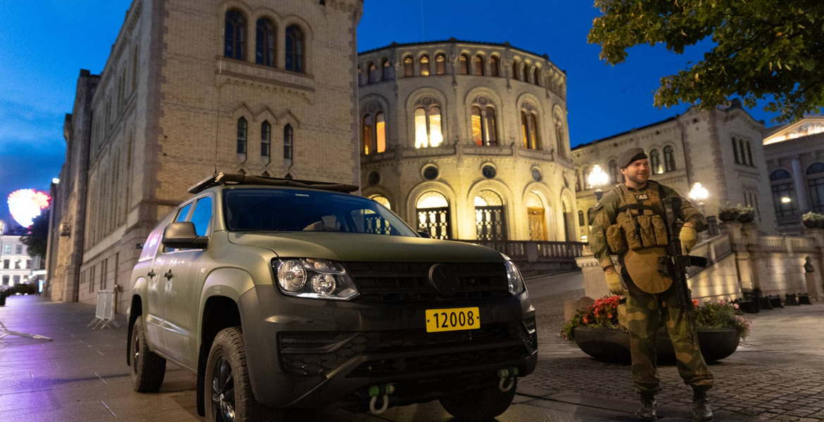 Norveç askeri tatbikatı kiralık araç kameralarına takıldı