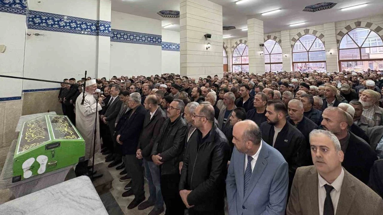 İrfan Vurucu’nun cenazesi Tosya’da toprağa verildi